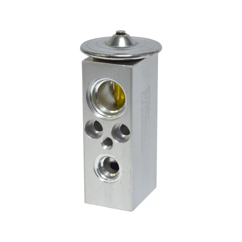 Expansion Valve 386535A1 for CASE MX210 MX215 MX230 MX245 MX255 MX275 MX285 MX305 STX275 STX280 STX325 STX430 STX530