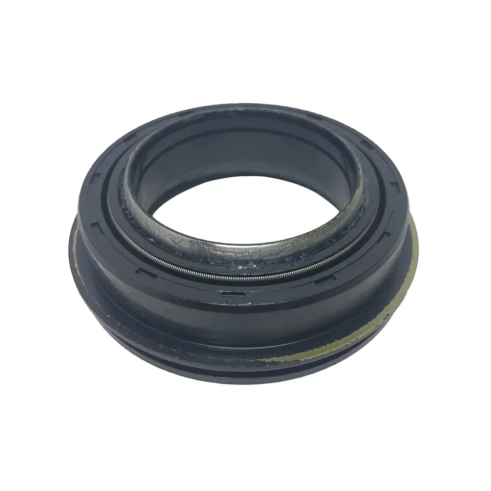 Front Axle Seal 34070-13370 for Kubota Tractor L2501 L2800 L2900 L3010 L3130 L3240 L3540 L3600 L3940 L4060 L4630