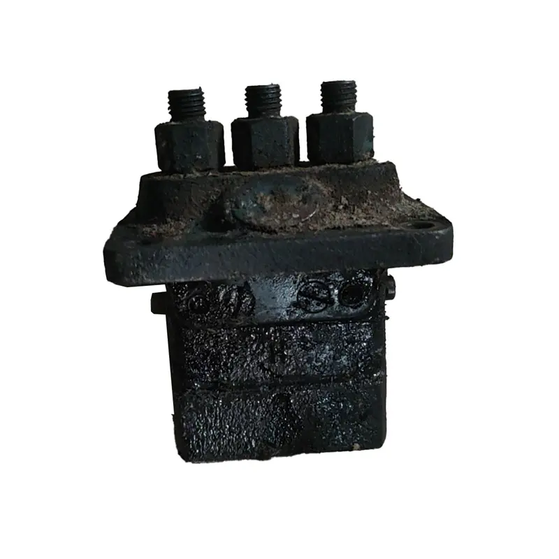 Buy Fuel Injection Pump 15381-51010 for Kubota Engine D650 D850 D950 Tractor B6100D B6100E B6100HST B6100HST B7100D