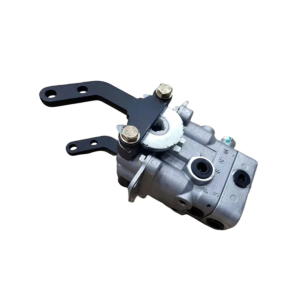 Travel Pilot Control Valve 702-16-04250 for Komatsu PC160LC-7 PC200-8 PC220LC-7 PC300LC-8 PC400-7 PC450LC-8